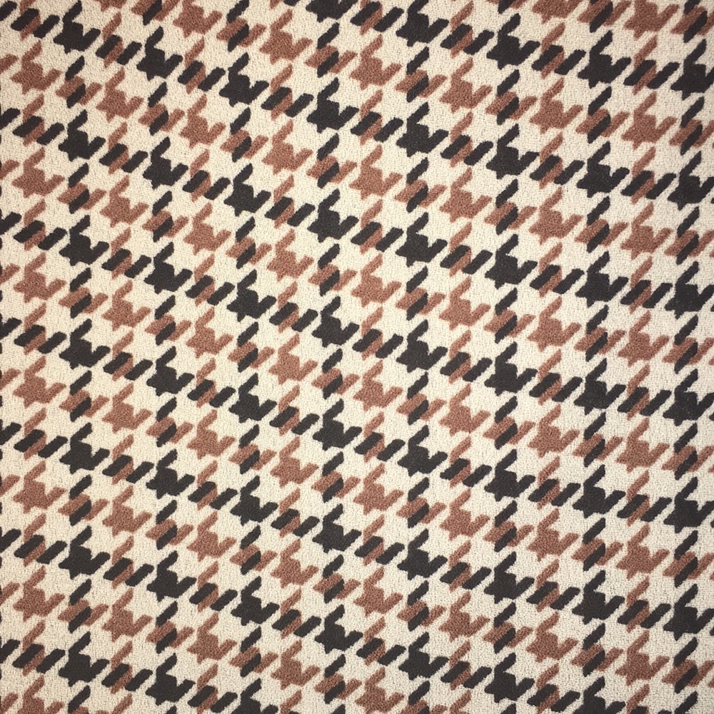 Patterned Blouse - Picture 3 of 4